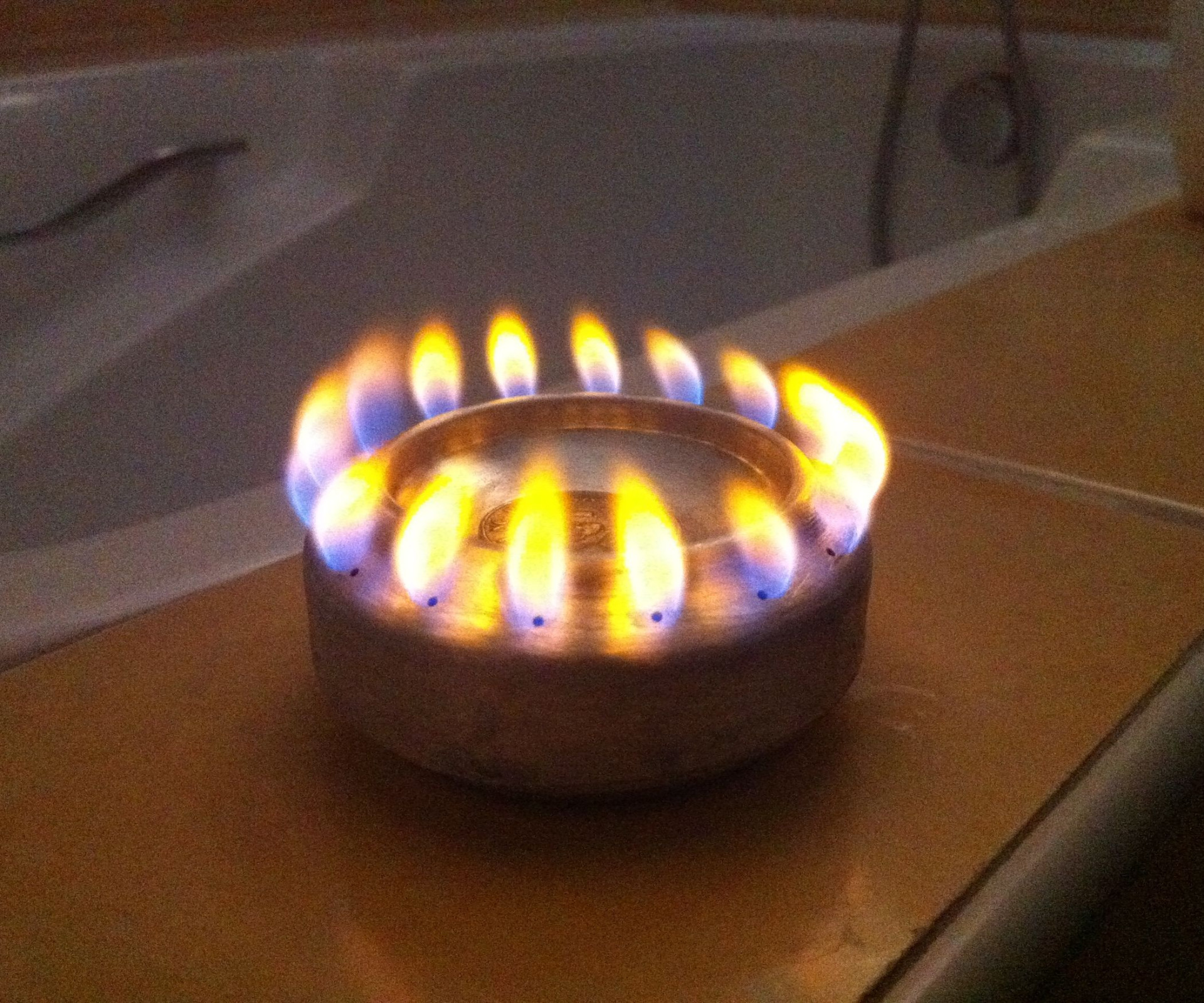 HEATING ALCOHOL PORTABLE STOVE